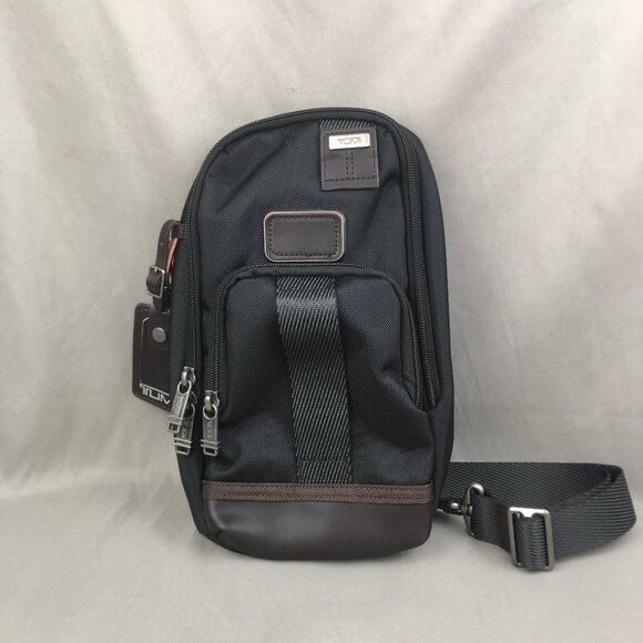 TUMI SLING BAG In black - Picture 1 of 11